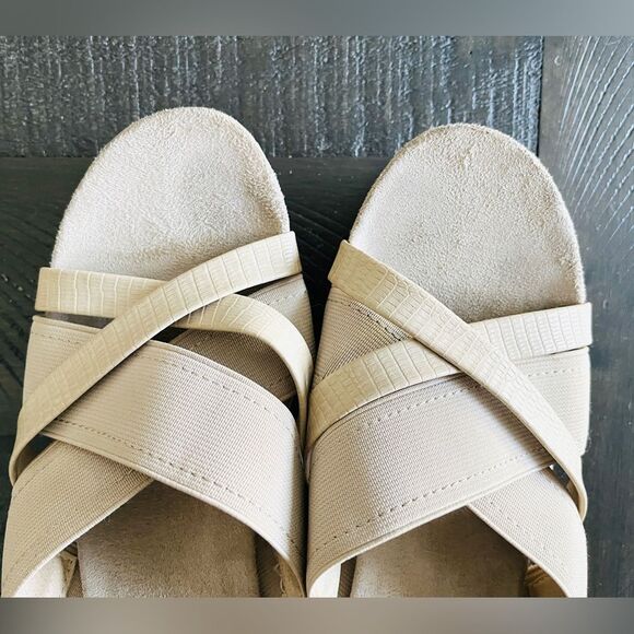 WearEver Tan Casual Cork Wedge Strappy Sandals Women’s Size 7 - Picture 4 of 9